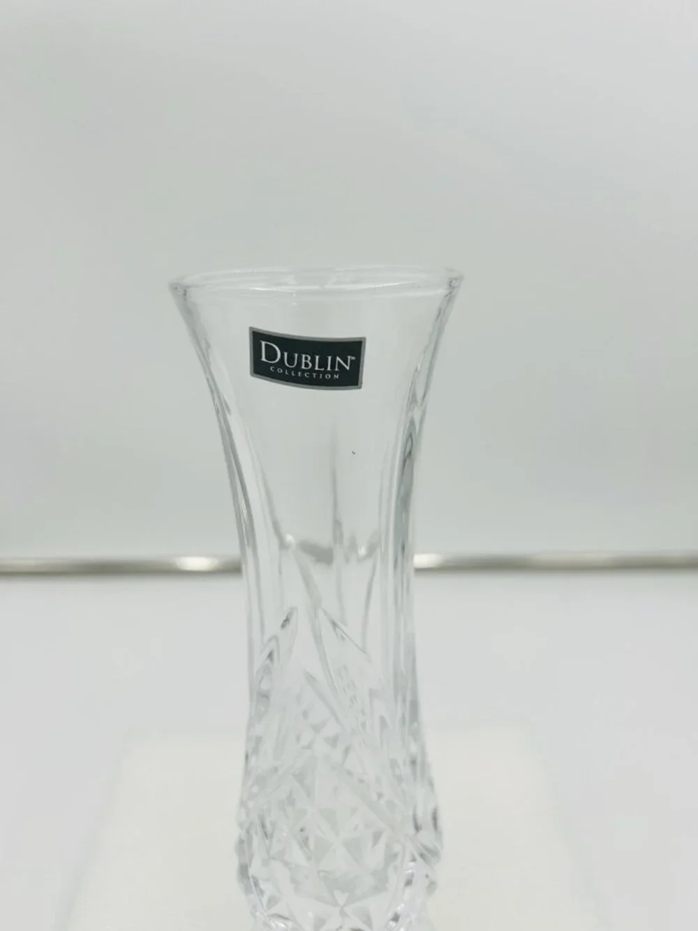 Dublin Collection Shannon By Godinger Crystal Bud Vase 8.5